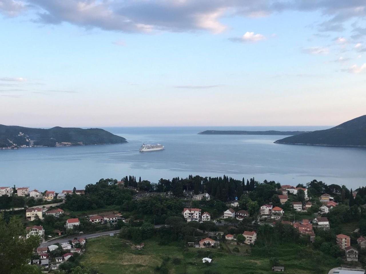 Magnificent Views Apartment Herceg Novi Kamer foto